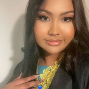 Meet your Posher, Moe moe